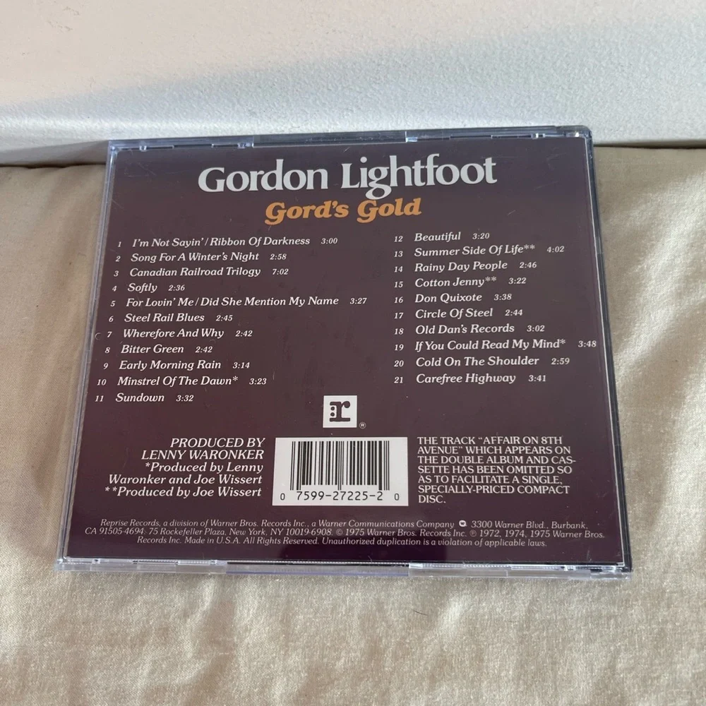 ⭐️ Gordon Lightfoot CD Gord’s Gold Warner Bros Rare Vintage Digital Audio Music - Picture 3 of 4